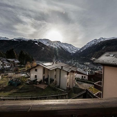 Appartamento Rustico Temù Esterno foto