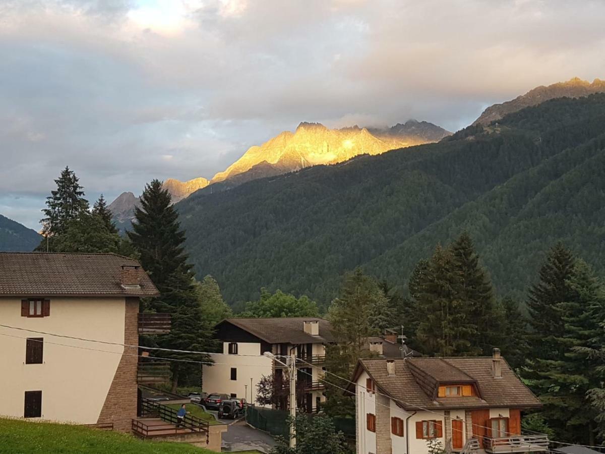 Appartamento Rustico Temù Esterno foto
